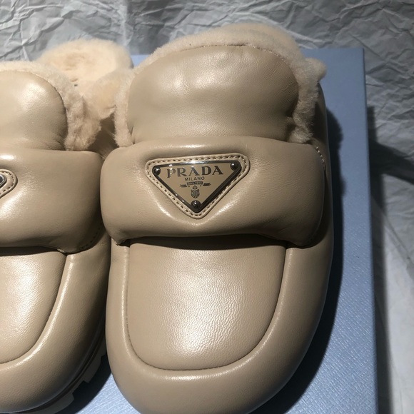 Prada Size 36 Nappa Leather Shearling Mules Rare !!! Extra-light Authentic - Picture 6 of 16